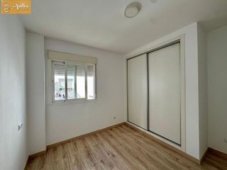 Piso en venta en Parque Victoria Eugenia en Málaga