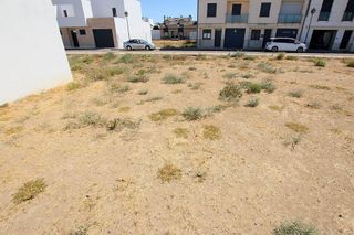 Terreno en venta en Montijo