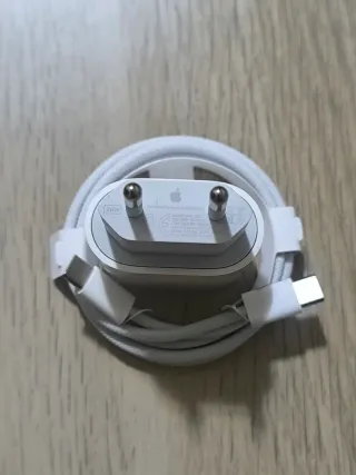 Cargador Apple 20W USB-C