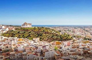 Casa adosada en venta en Centro Ciudad - El Carmen en Vélez-Málaga