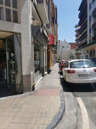 Local comercial en alquiler en Pinares de Venecia en Zaragoza