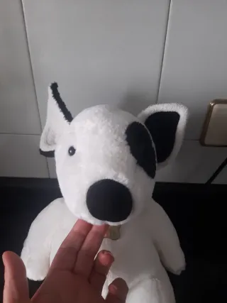 Peluche perro blanco y negro