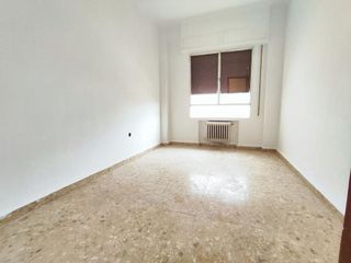 Piso en venta en Franciscanos en Albacete
