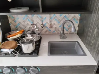 Cocinita de madera infantil