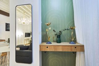 Piso en venta en La Goleta - San Felipe Neri en Málaga