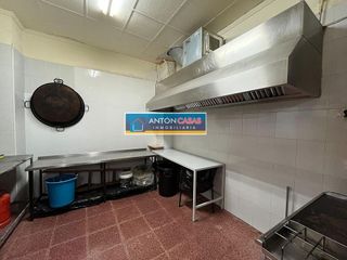 Local comercial en venta en Novelda