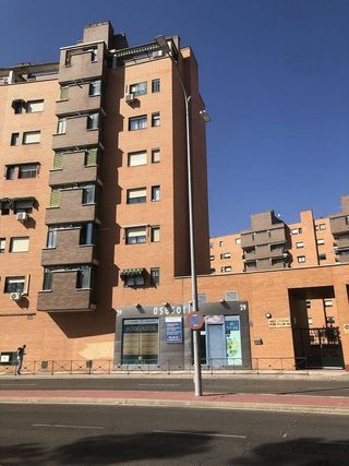 Local comercial en venta en Parque Lisboa - La Paz en Alcorcón