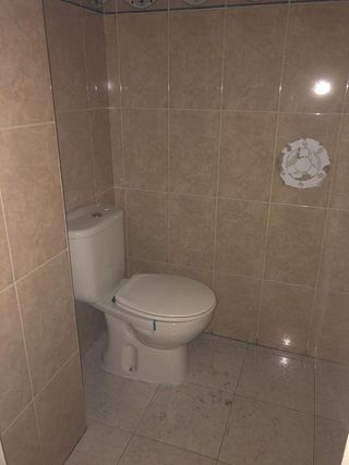 Local comercial en venta en Parque Lisboa - La Paz en Alcorcón