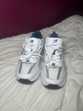 New Balance 530 Plata/Blanco
