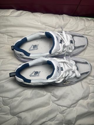 New Balance 530 Plata/Blanco