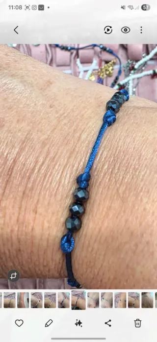 Conjunto collar y pulsera azul.