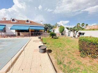 Chalet en venta en Perleta - Maitino en Elche