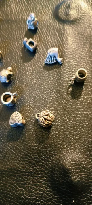 Monili per bracciali assortiti