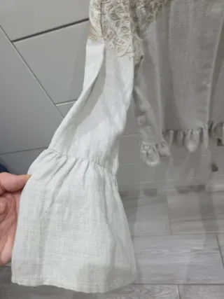 Blusa Zara bordada volantes talla S