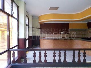 Local comercial en alquiler en Centro en Torrelavega