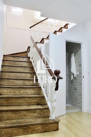 Casa adosada en venta en Vilanova de Arousa