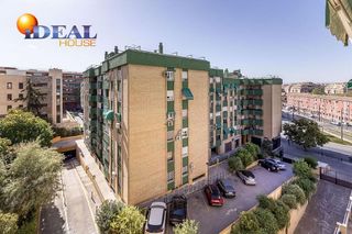 Piso en venta en Pajaritos - Plaza de Toros en Granada