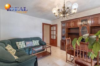 Piso en venta en Pajaritos - Plaza de Toros en Granada