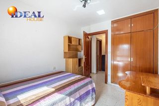Piso en venta en Pajaritos - Plaza de Toros en Granada