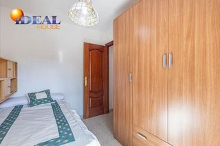 Piso en venta en Pajaritos - Plaza de Toros en Granada