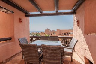 Piso en venta en Puerto de la Duquesa en Manilva