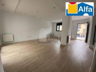 Casa adosada en venta en Mejostilla en Cáceres