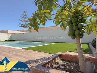 Chalet en venta en Los Balcones - Los Altos del Edén en Torrevieja
