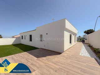 Chalet en venta en Los Balcones - Los Altos del Edén en Torrevieja