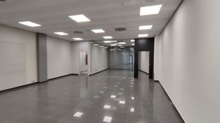 Local comercial en alquiler en Buñol