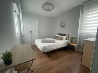 Piso en alquiler en Pla de Bon Repós en Alicante