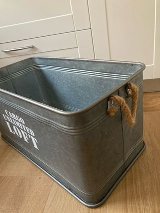 Baúl metálico almacenaje