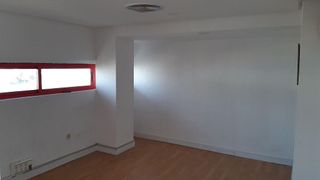 Oficina en alquiler en El Barral Ferial en Coslada