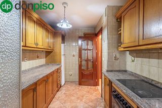 Piso en venta en Pajaritos - Plaza de Toros en Granada