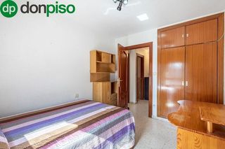 Piso en venta en Pajaritos - Plaza de Toros en Granada