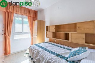 Piso en venta en Pajaritos - Plaza de Toros en Granada