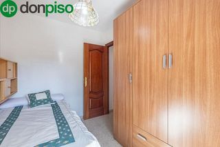 Piso en venta en Pajaritos - Plaza de Toros en Granada