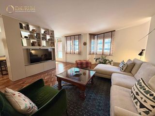 Piso en venta en Ensanche - Diputación en Alicante