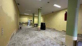 Local comercial en venta en Zona Sur en Burgos