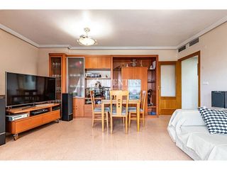 Piso en venta en Campoamor en Alicante