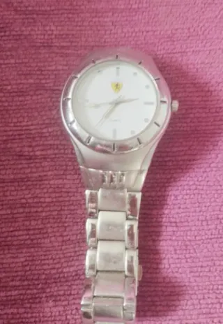 Reloj Ferrari Plata y Blanco