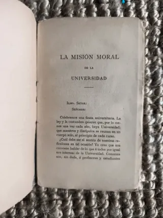 Libro antiguo (1893)