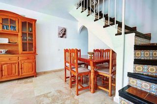 Casa adosada en venta en Río Real en Marbella