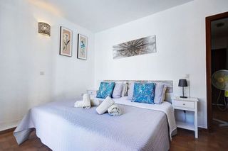 Casa adosada en venta en Río Real en Marbella