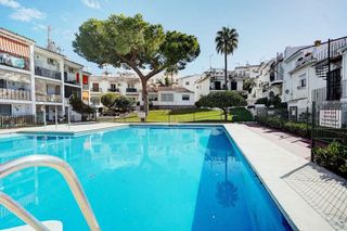 Casa adosada en venta en Río Real en Marbella