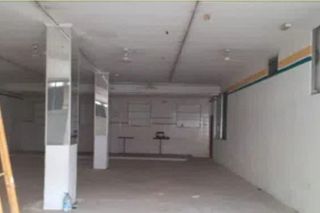 Local comercial en venta en San Ramón y Monte de Piedad en Xirivella