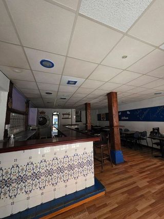 Local comercial en venta en Numancia - San Fernando en Santander