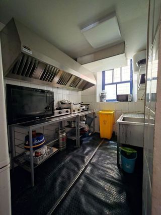 Local comercial en venta en Numancia - San Fernando en Santander