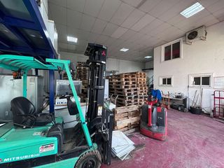Nave industrial en venta en Polígonos - Recinto Ferial Cortijo de Torres en Málaga