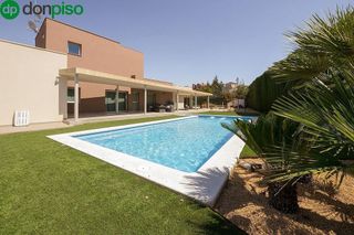 Chalet en venta en Otura