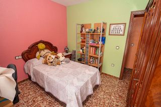 Piso en venta en Linares